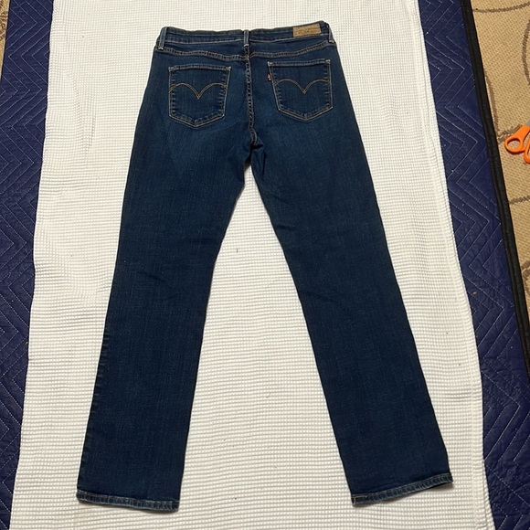 Levi’s Jeans - Picture 3 of 7